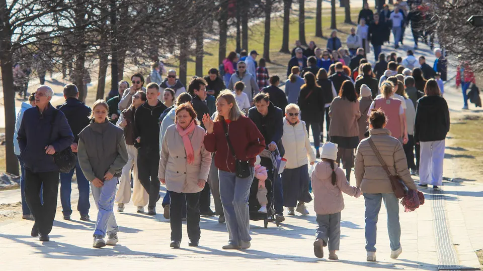Исследование показало: значительная часть жителей России поддерживает популярные конспирологические версии — от «мирового правительства» до искусственного происхождения коронавируса и вреда 5G.