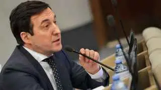 Первый зампред думского комитета по контролю предложил создать «белые списки» абонентов и VPN, а также реестр доверенных хостинг-провайдеров, чтобы смягчить последствия регулярных отключений мобильного интернета в России.