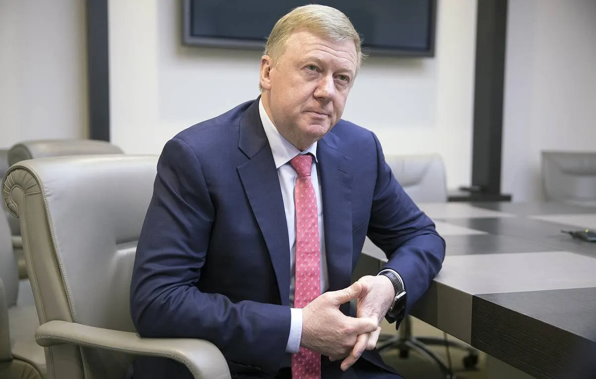 Служба судебных приставов возбудила исполнительное производство об аресте активов бывшего главы «Роснано» Анатолия Чубайса на сумму 5,5 млрд рублей на основании решения Арбитражного суда Москвы по иску госкомпании о возмещении убытков по проекту Plastic Logic.