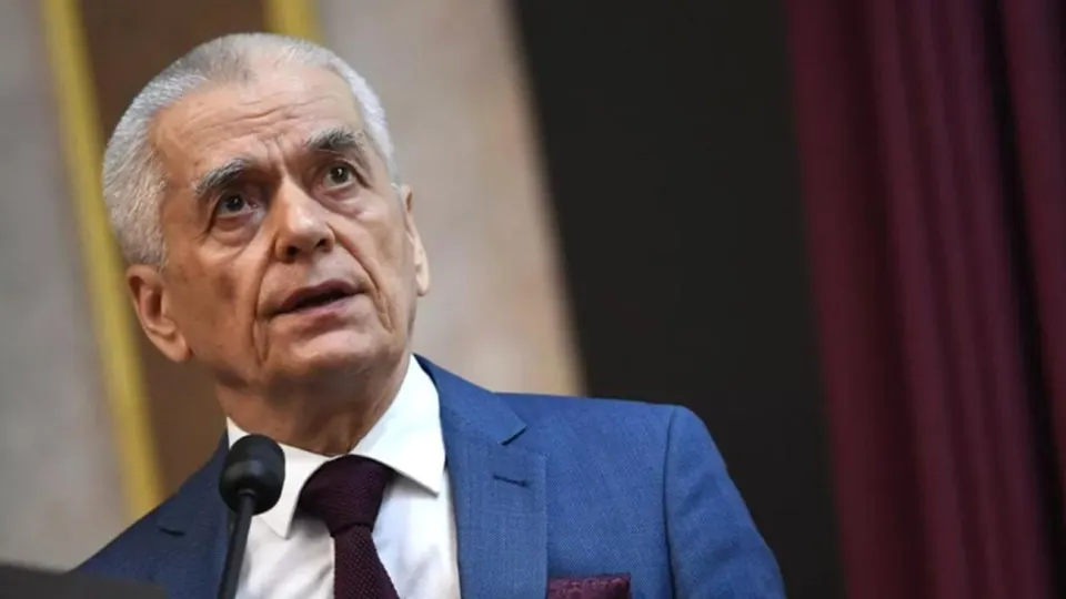 Академик РАН предупредил о вреде резкой смены климата и времени при поездках на майские. Бронирования упали, а в Краснодарском крае продолжается экологическая авария с утечкой нефтепродуктов и превышением бензола.