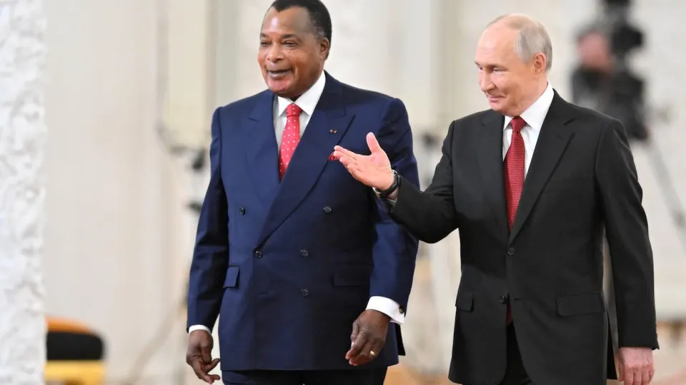 Во время встречи с президентом Конго Дени Сассу-Нгессо российский лидер заявил о планах развивать сотрудничество в области геологоразведки, энергетики, логистики и сельского хозяйства. Также обсуждались вопросы списания задолженностей.