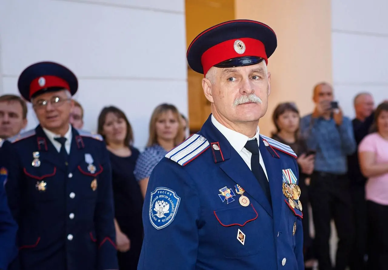 Донское управление СК трижды отменяло постановление о прекращении уголовного дела в отношении директора казачьего корпуса, которого подозревают в избиении воспитанника. Защита намерена обжаловать действия следствия, срок привлечения к ответственности истекает в 2033 году.