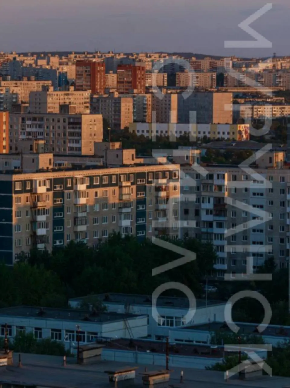 В Мурманске из‑за повреждения сетей на ул. Карла Маркса, 56 с 00:00 отключат холодную воду в ряде домов на «горе». Отключение продлится до окончания ремонтных работ, ниже — список адресов и соцучреждений в зоне отключения.