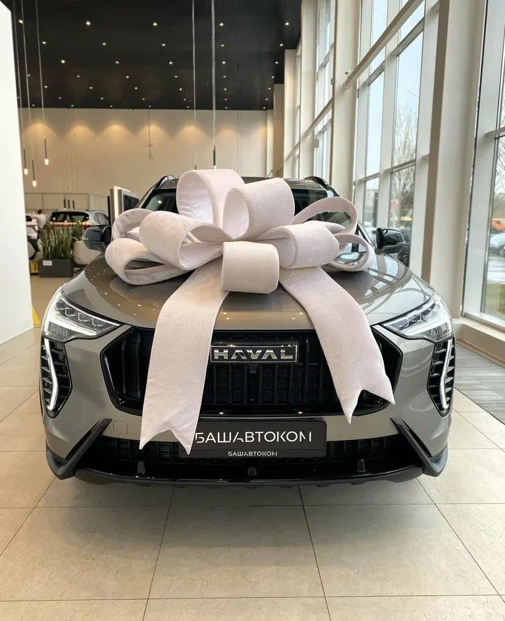 Администрация района объявила о закупке двух кроссоверов Haval (Jolion и F7x или эквивалентов) на сумму около 6,3 млн рублей с подробными требованиями к комплектации.