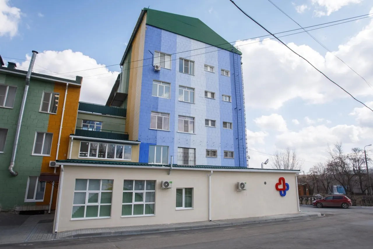 За сутки в центре Волгограда и рабочем поселке Иловля зарегистрированы два ДТП: двухлетняя девочка и пятилетний мальчик госпитализированы.