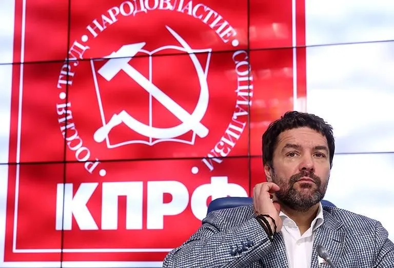 Автор направил депутату восемь простых вопросов, не получил ответов и призывает следственные органы проверить действия народного избранника и проверить работу депутатской неприкосновенности.