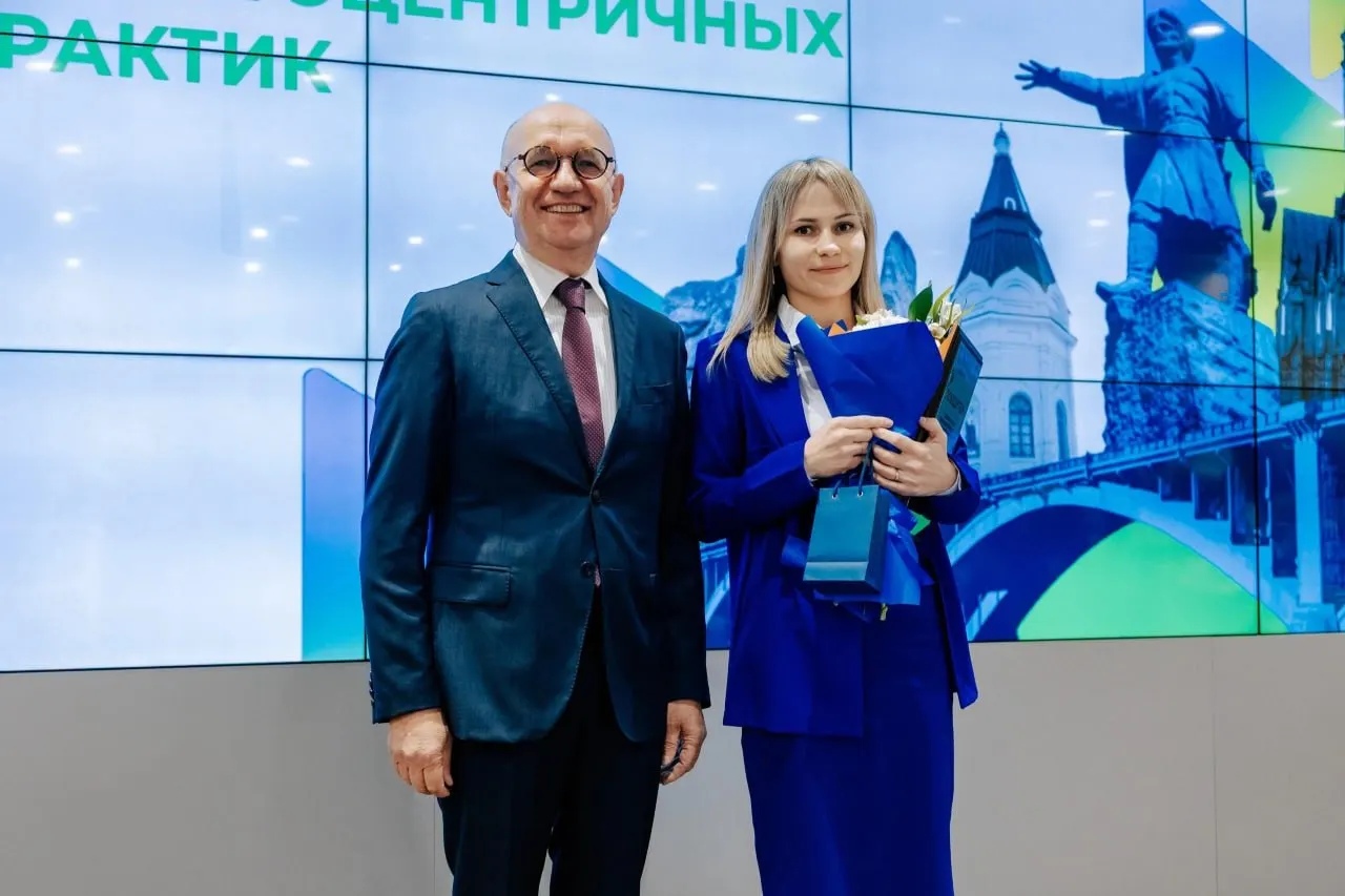 Виктор Новиков покинул пост главы агентства труда и занятости Красноярского края — причиной ухода стала пенсия. Временно исполнять обязанности будет его бывший заместитель Сергей Селюнин.