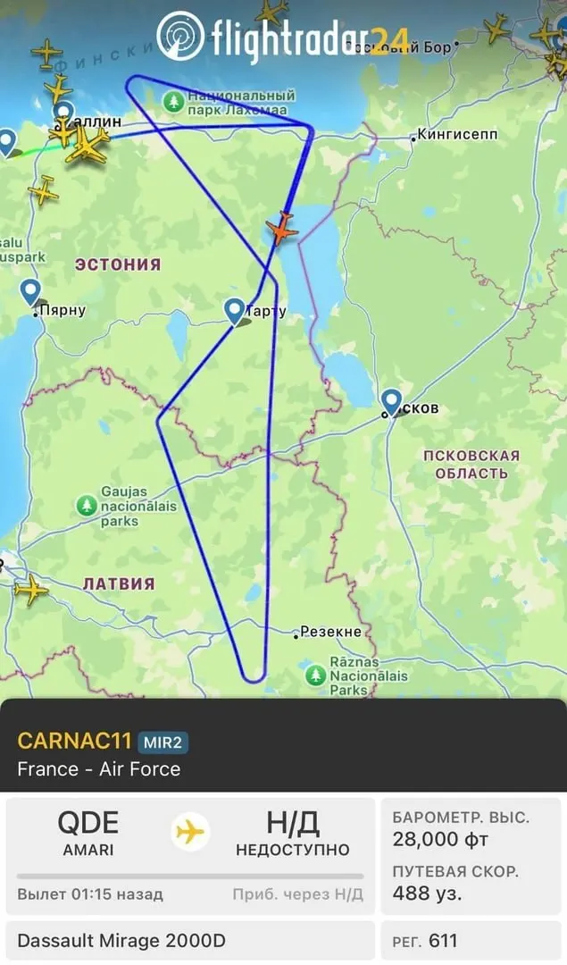 Ранним утром у границы Ленобласти пролетел самолет-разведчик НАТО: он облетел акваторию у Чудского озера и затем проследовал вдоль российской границы. На борту могло находиться РЭР‑оборудование ASTAC.