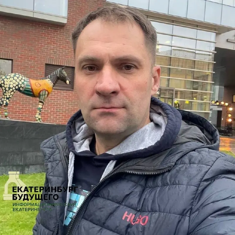 Илья Обабков, долгое время исполнявший обязанности и официально назначенный ректором УрФУ в феврале 2026 года, в среднем в 2025 году получал около 910 тысяч рублей в месяц — одна из самых высоких зарплат руководителей вузов в Уральском федеральном округе.