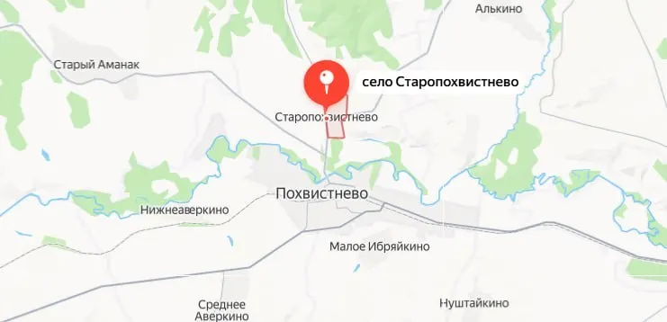 На детской площадке 18 апреля плита памятника рухнула и придавила ребёнка. Девочку госпитализировали, Следственный комитет возбудил уголовное дело.