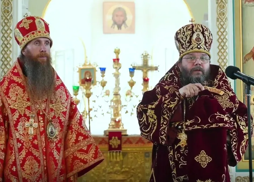 На открытии XVII Александро-Невских чтений митрополит Матфей заявил, что Запад навязывает чуждые России ценности, включая «поклонение Сатане», и призвал отстаивать традиционные христианские семейные устои.