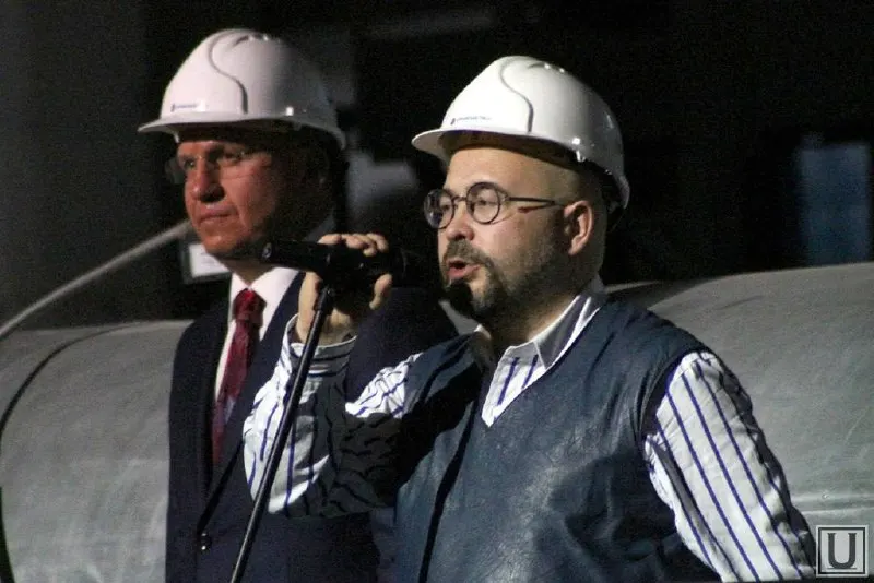 В Ленинский районный суд поступил иск, в котором просят передать государству земельные участки, автомобили, недвижимость и денежные средства; слушание назначено на 27 мая.