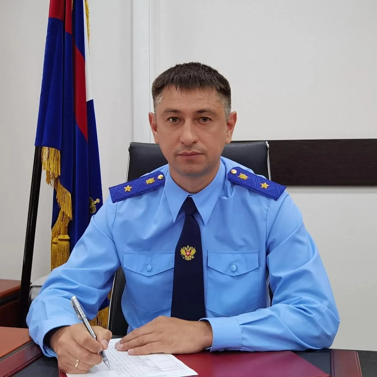 Президент направил представление о кандидатуре Сергея Паволина на должность прокурора Иркутской области. Вопрос о назначении профильные комитеты Совета Федерации рассмотрят 19 мая. Паволин в настоящее время возглавляет прокуратуру Мурманской области; ранее работал в прокуратурах Смоленской и Ростовской областей.