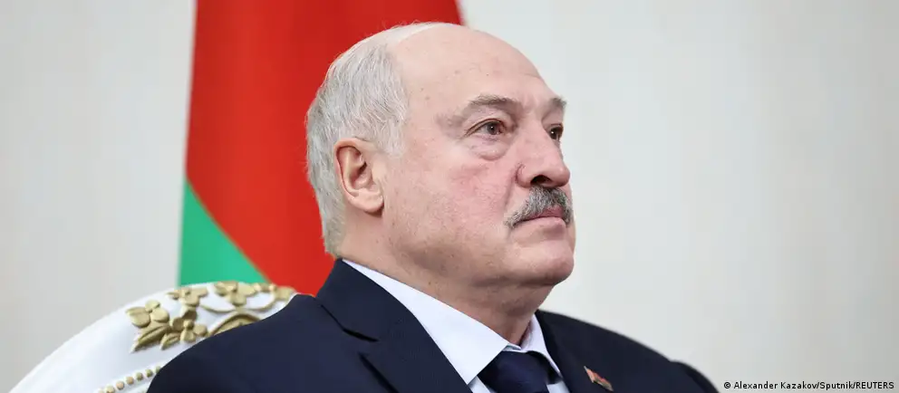 Президент Белоруссии Александр Лукашенко предупредил граждан Армении перед парламентскими выборами не повторять «то, что произошло в Украине», призвав серьёзно подумать о последствиях сближения с ЕС в ущерб Евразийскому союзу.