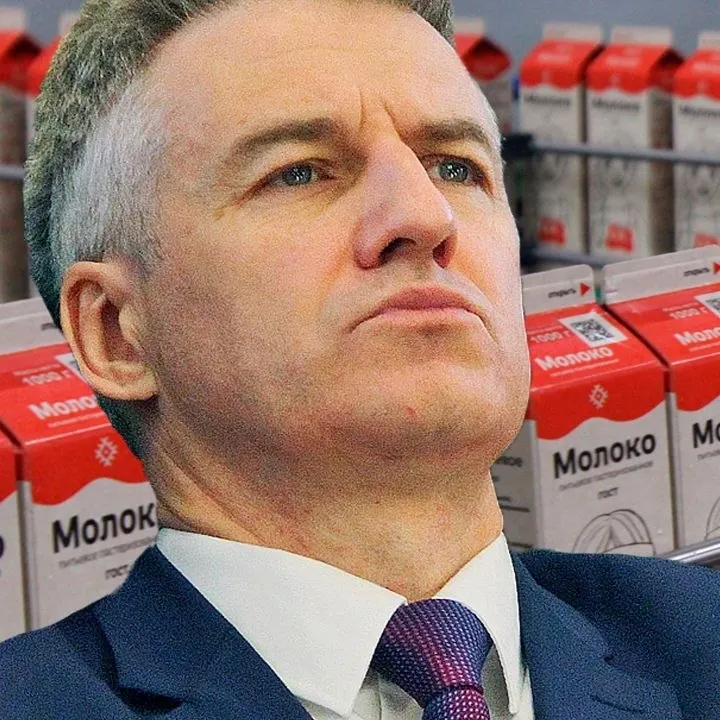 Судья Петрозаводского горсуда 7 мая в закрытом заседании постановила изъять молочный комбинат ОМК и торговую сеть «Олония» и обратить их в доход государства. Заседание прошло без допуска слушателей и прессы, собственник возражала.