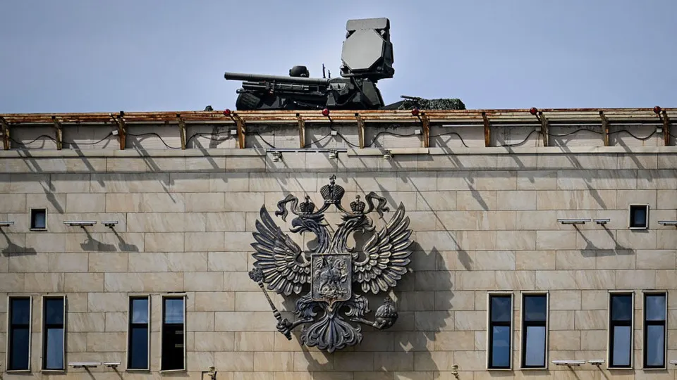 Военное ведомство сообщило о взятии Боровой в Харьковской области, но проверка показала, что видеоматериалы сняты в другом населённом пункте, а наступление фактически замедлилось.