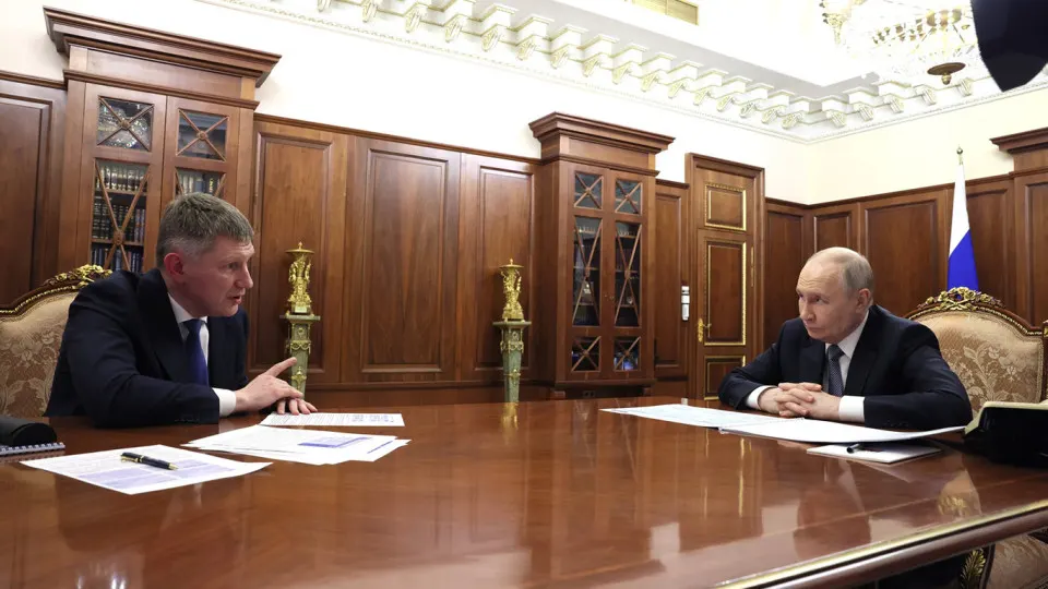 Минэкономразвития предлагает активнее интегрировать ветеранов СВО в малое и среднее предпринимательство, опираясь на их инициативу и энергию. Мера рассматривается на фоне ужесточения бюджетных ограничений, повышения налогов и сокращения прямой поддержки МСП.