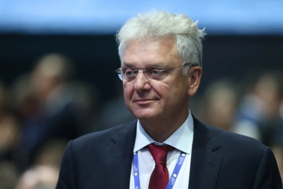 Суд признал законным арест виллы Maïgrana на полуострове Сен-Жан-Кап-Ферра: расследование выявило сложную цепочку офшорных собственников, связанных с бывшим министром и его родственниками.