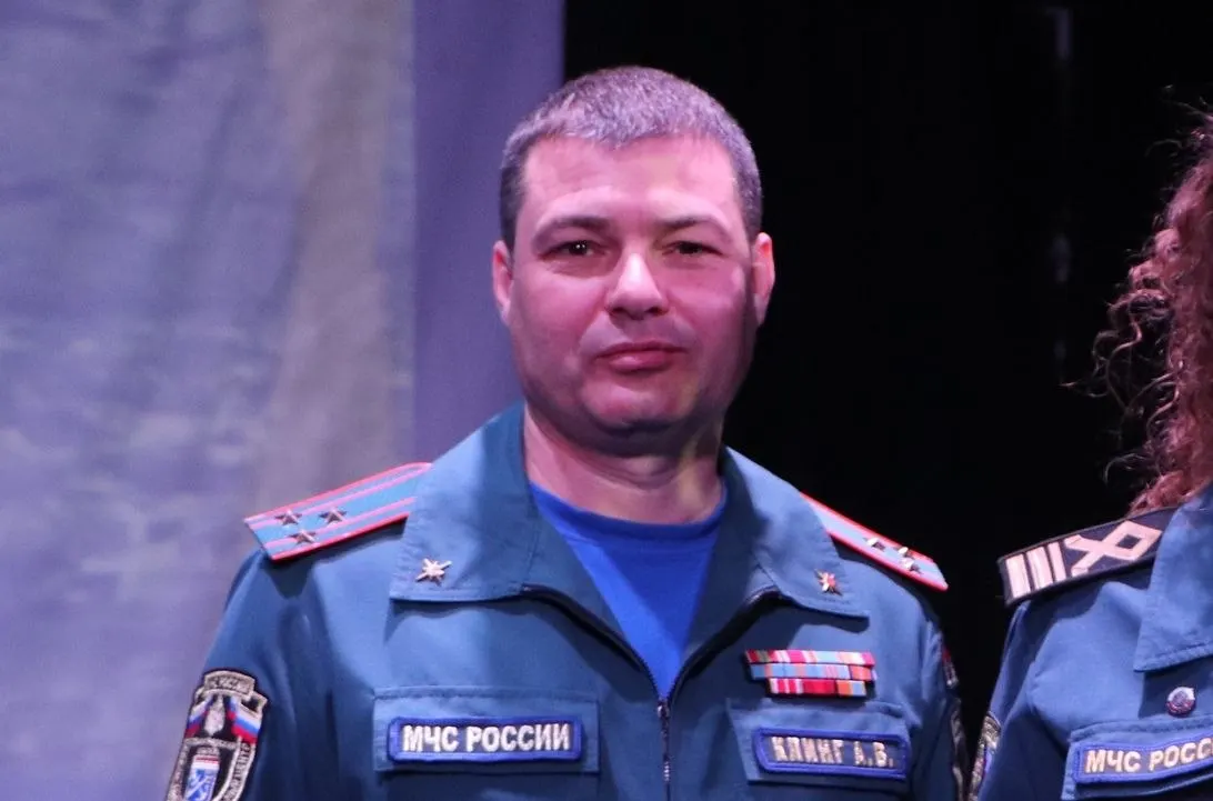 Полковник внутренней службы Антон Клинг приступил к обязанностям начальника управления МЧС Карелии. Ранее он был первым заместителем начальника Главного управления МЧС по Ленинградской области.