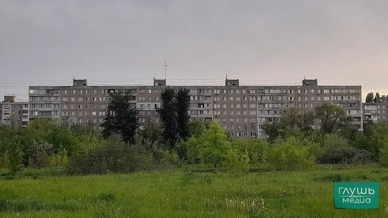 В регионе инициируют перерегистрацию сирот, включённых в очереди на жильё по правилам до 2019 года: для актуализации реестра им нужно подать личное заявление. Тем, кто не откликнется сразу, пришлют заказные письма — место в очереди сохраняется.