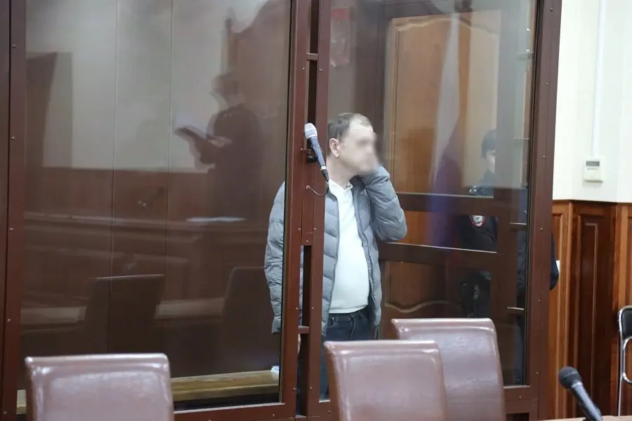 Калининградский областной суд признал виновным 42‑летнего гражданина Молдовы и Румынии, который в декабре 2025 года попытался перевезти через границу с Литвой 28,384,7 г гашиша, спрятав наркотик в салоне и багажнике автомобиля.