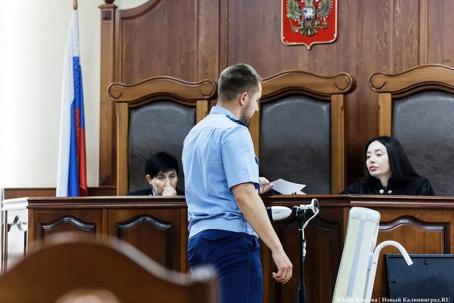 Областной суд 21 мая оставил без удовлетворения апелляционные жалобы бывшего ректора БФУ Александра Федорова и его бывшей подчинённой, проректора Елены Мялкиной — просьба о смягчении приговора отклонена.