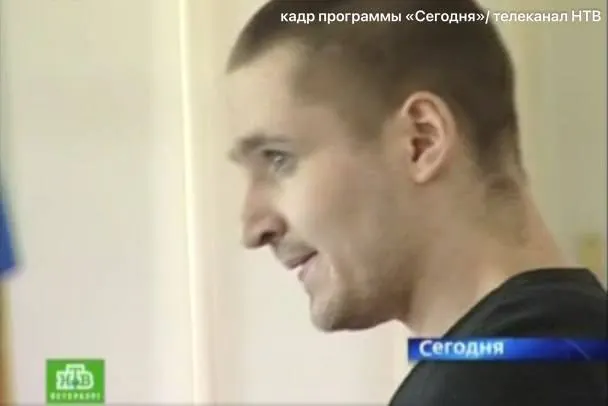 41‑летний Андрей Кийко, ранее приговорённый к десяткам лет лишения свободы за тяжкие преступления, исчез из медицинского учреждения — поиски ведутся в поселке Ропша Ломоносовского района.