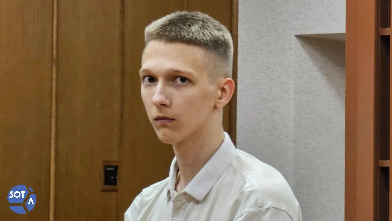 В суде в Екатеринбурге завершились прения по делу молодого работника склада, которого обвиняют в реабилитации нацизма за публикацию изображения с изображением Сталина в Telegram; прокурор просит 4 года исправительных работ, защита — штраф.