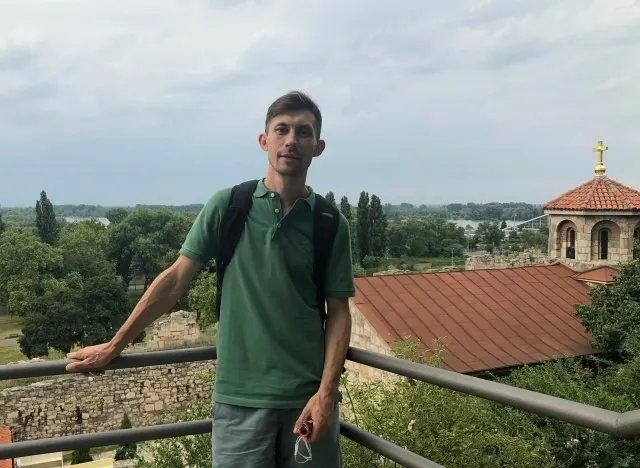 Апелляция лидера иркутского «Яблока» не была рассмотрена: его не доставили в суд, отменили предписание о принудительном лечении в наркодиспансере, но 12‑суточный арест остался в силе.
