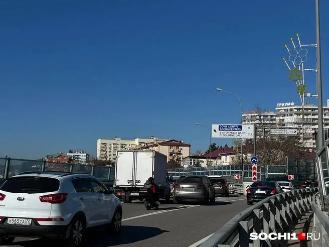 Прокуратура обратилась в суд и добилась лишения водительских прав четырёх человек, состоящих на учёте у нарколога: надзорный орган посчитал, что они представляют угрозу безопасности дорожного движения.
