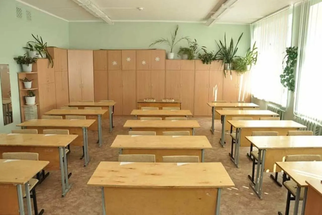 В регионе только 38,5% девятиклассников готовы продолжить обучение в старших классах с целью поступления в высшие учебные заведения; в сельской местности большинство выбирает колледжи.