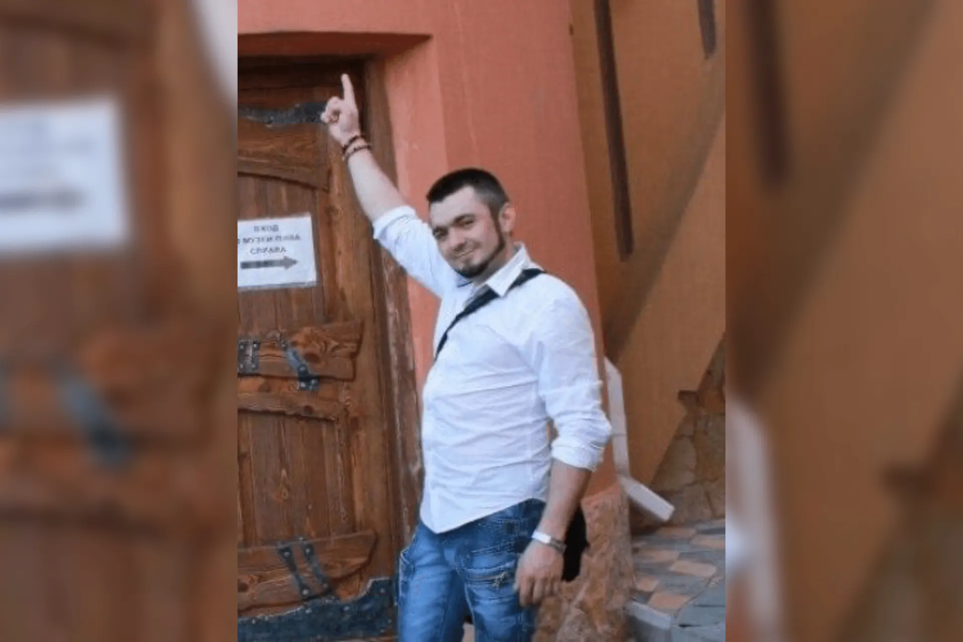В ИК‑9 в Хадыженске ночью 7 мая скончался художник и политзаключённый Владимир Яроцкий. Его смерть стала известна из письма другого заключённого; ранее Яроцкий несколько раз привлекался к ответственности по делам об «осквернении символов» и «фейках» о армии.
