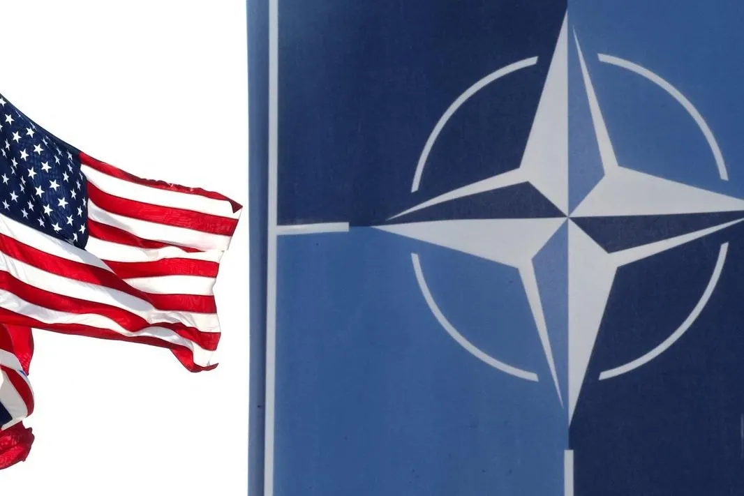 Авторы отчёта для Конгресса США отмечают, что потери в ходе войны, проблемы с подготовкой, логистикой и боеприпасами снижают боеготовность РФ и ограничивают её возможность вести интенсивные операции против хорошо обеспеченной обороны НАТО; при этом ВПК продолжает наращивать производство и частично адаптируется к санкциям.