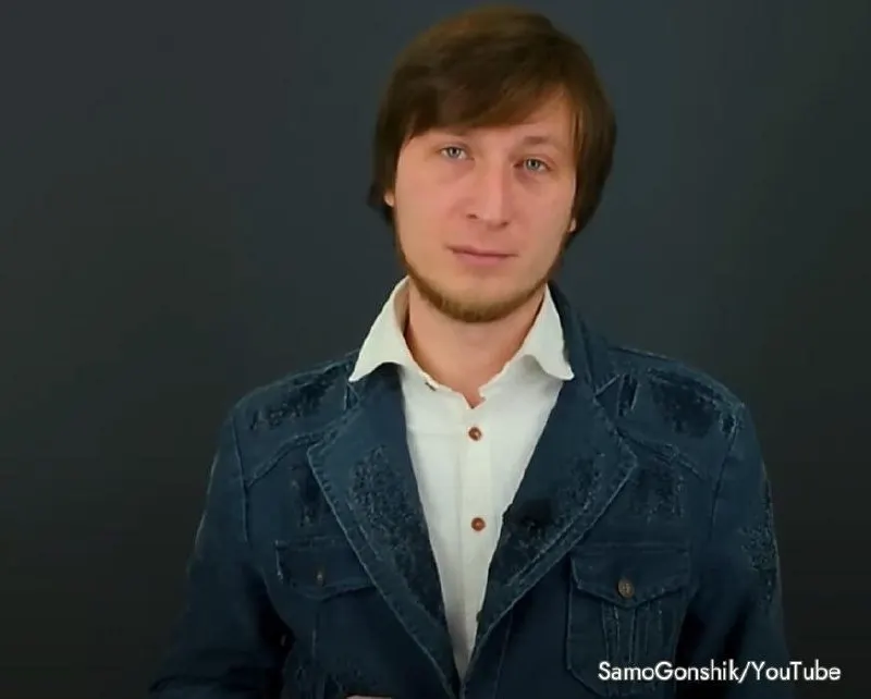В заседании по делу Ивана Мережникова представитель «Россетей» заявил, что спорные опоры освещения принадлежат энергетической компании. Активиста обвиняют в клевете и в незаконном использовании персональных данных.