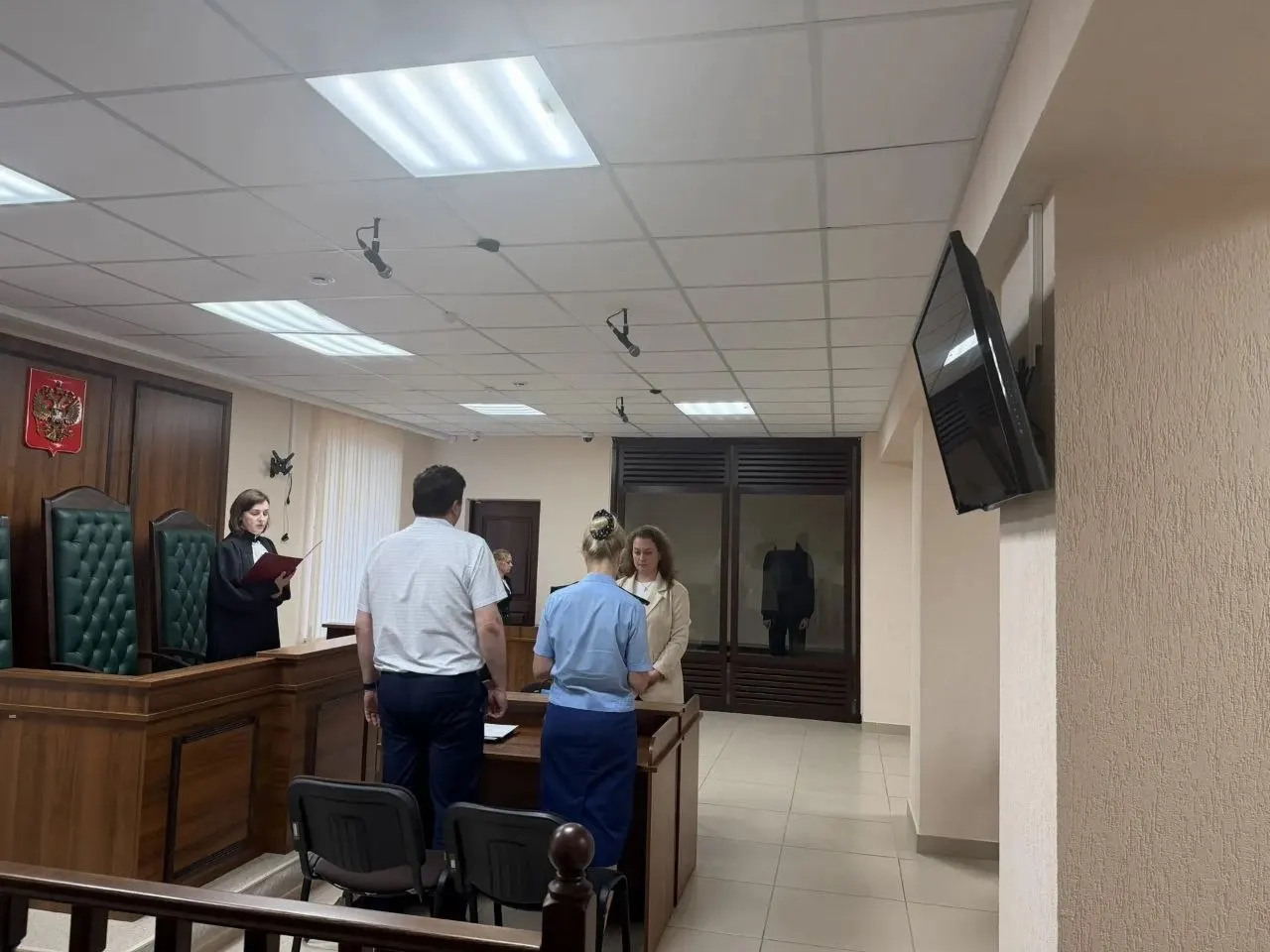 Второго обвиняемого подростка поместили под стражу до 11 августа. Следствие продолжит проверку и установит все обстоятельства преступления.