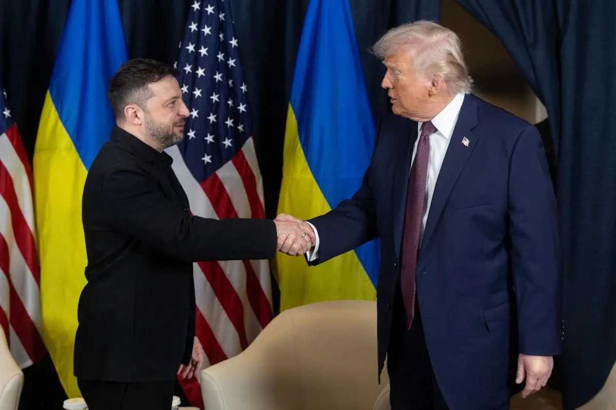 Президент США Дональд Трамп заявил, что потери сторон в войне исчисляются десятками тысяч ежемесячно, призвал Россию к заключению соглашения и рассказал о встречах с Владимиром Зеленским на саммите G7.