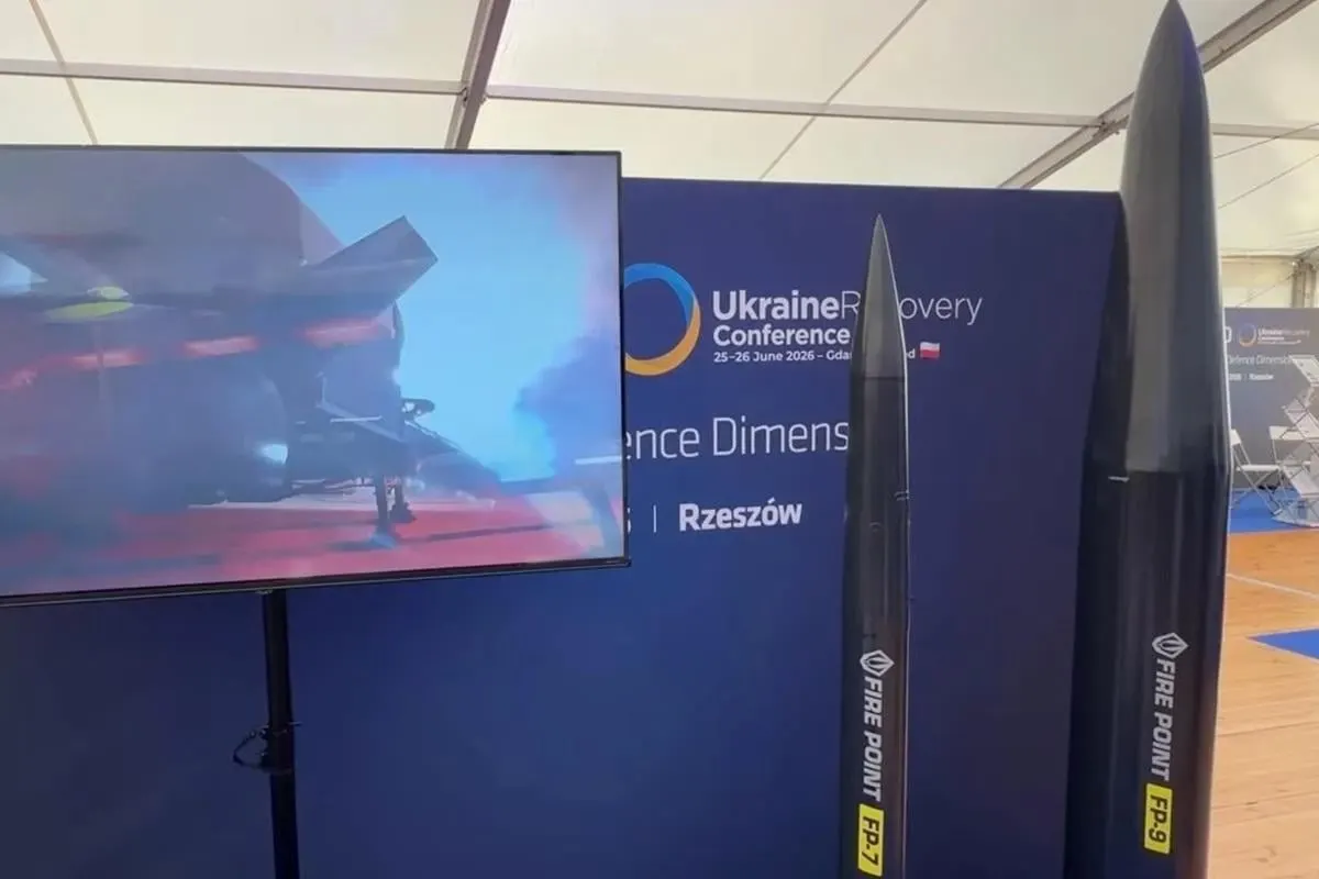 Новая ракета FP-9, по оценкам экспертов, может преодолевать до 850 км, нести боевую часть около 800 кг и поражать цели в ряде российских регионов. Летные испытания планируют на июнь—июль.