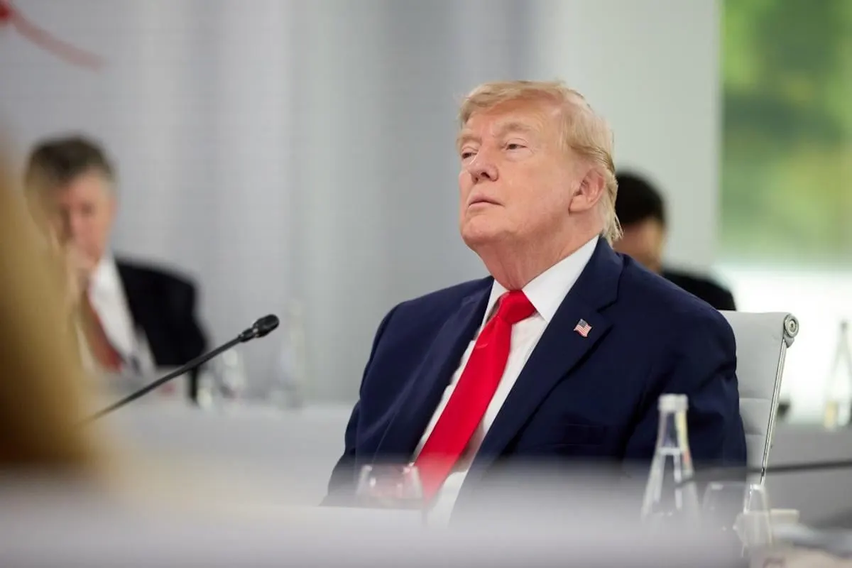 Президент США заявил, что введение новых санкций против РФ обсуждается, но будет зависеть от динамики мировых цен на нефть; также он подтвердил, что рассмотрят запрос Украины на лицензию на производство американских ракет и уклонился от прямых обвинений в адрес российского руководства.