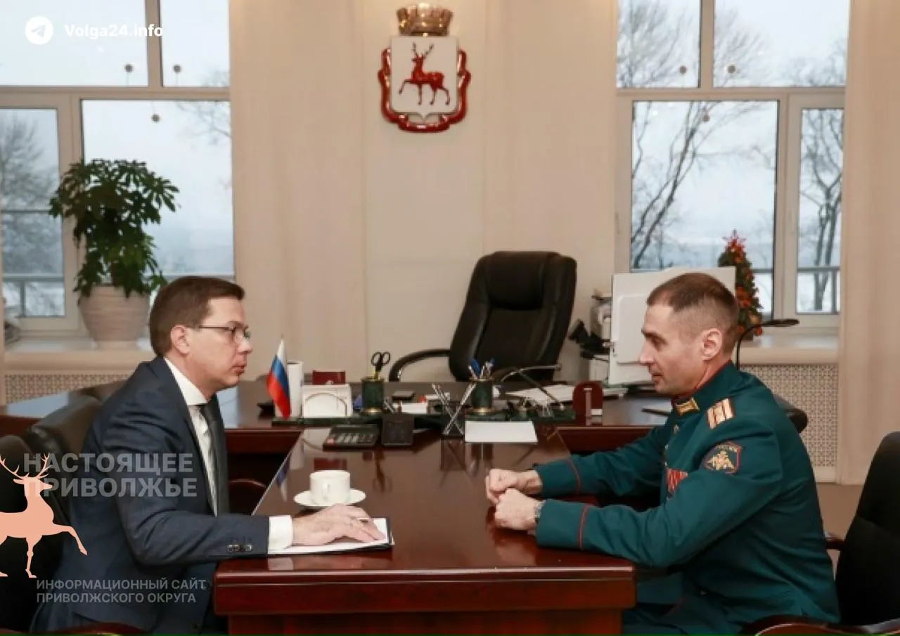Майор Александр Попенко, участник СВО, вошёл в команду мэра Юрия Шалабаева в качестве бесплатного советника в рамках президентской программы по интеграции военнослужащих.