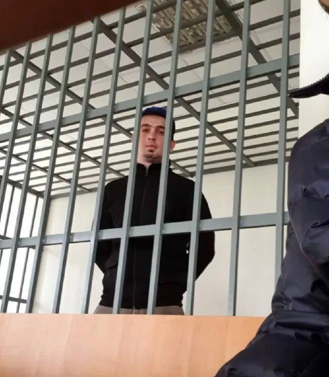 Мансур Мовлаев сообщил, что его родители Хава и Мовсар Мовлаевы насильно увезены в неизвестном направлении в Чечне. Ранее похищали его брата; сам Мовлаев находится под стражей в Казахстане и опасается экстрадиции в Россию.