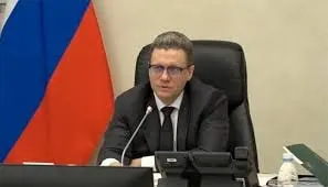 Губернатор региона предложил ввести на федеральном уровне показатель, учитывающий долю участников СВО, назначаемых на государственные и муниципальные должности; эксперты предупреждают о рисках для качества управления и кадровой политики.