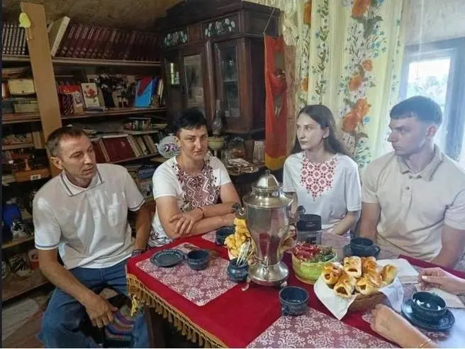 В региональном отборе участвовали 146 семей. Шесть победителей представят область на всероссийском этапе; семье Демчук присвоено особое упоминание за сохранение традиций и волонтёрскую деятельность.