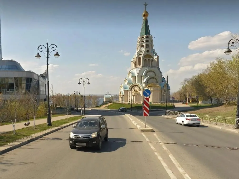 Местные власти предлагают присвоить магистрали имя дважды Героя Советского Союза Алексея Губарёва — документы сейчас готовят.