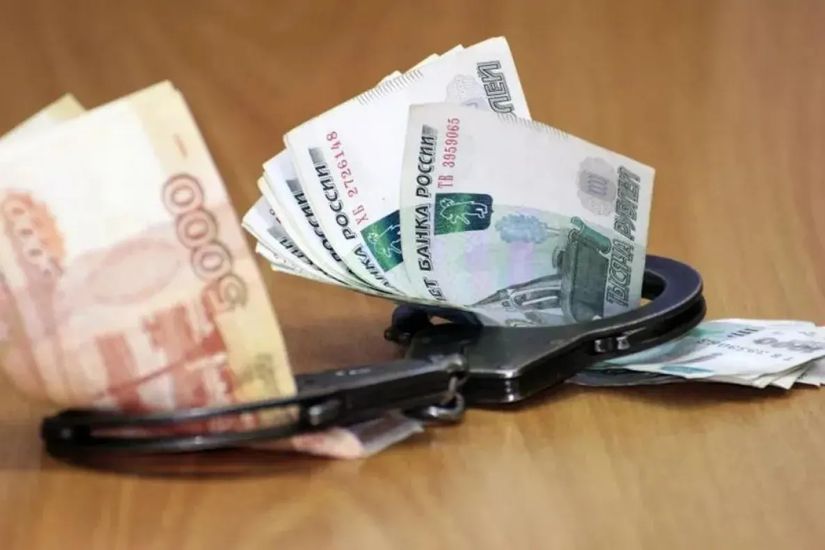 Ужесточили приговор экс‑замначальнику миграции в&nbsp;Омске по&nbsp;делу о&nbsp;взятках