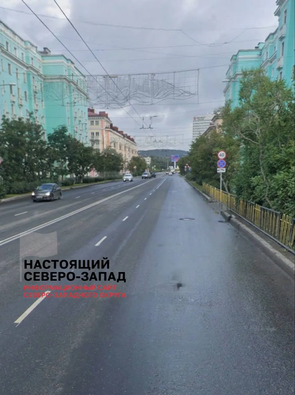 Жители сравнили фото центра города 2021 года и текущие снимки: многие деревья высохли и погибли. Горожане называют возможные причины — реагенты, суровый климат, сильные ветра, бедные почвы и угольная пыль — и требуют ответственности коммунальных служб.