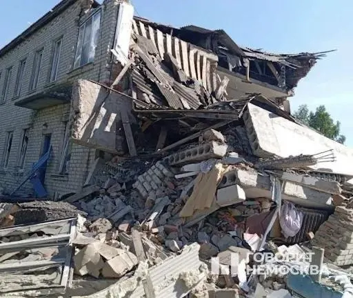 После поверхностных осмотров экспертов жильцы двух домов в посёлке Коренево обратились к региональному омбудсмену: ведомство признало ошибки в отчётах, но повторная проверка до сих пор не состоялась.