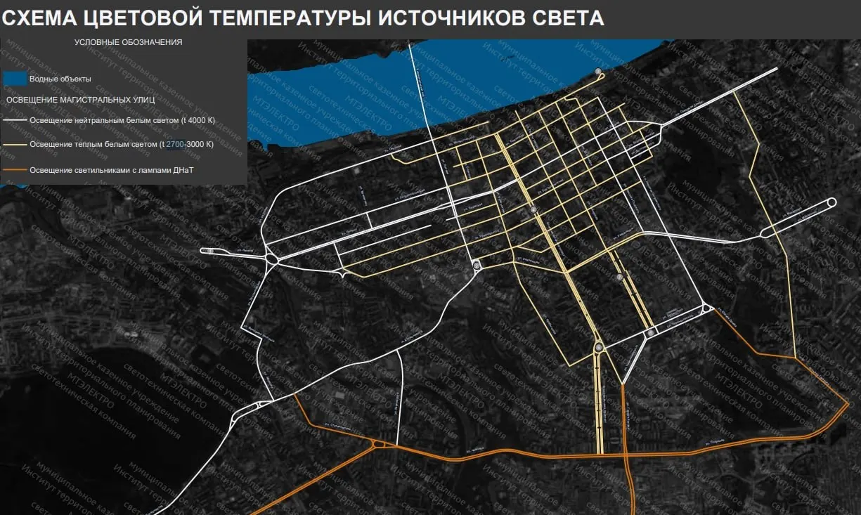 В Перми разные участки улиц освещаются лампами с тёплым или холодным оттенком — выбор определяется светотехническими расчётами и категорией дороги.