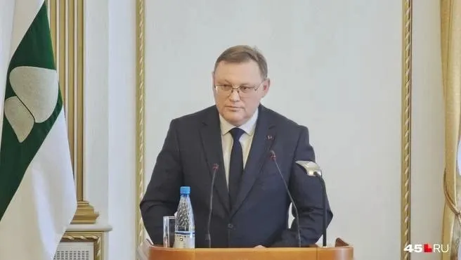Анатолия Тарасенко отстранили после проверки: выявлены нарушения при начислении арендной платы за леса и в обеспечении граждан дровами. Документы направят в правоохранительные органы.
