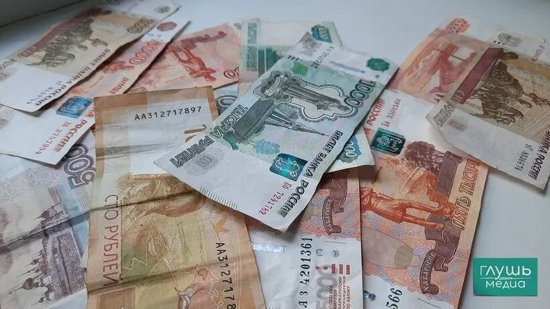 Партия выступила за отмену подоходного налога для граждан с заработком до 50 тыс. руб.; для отдельных профессий предлагают порог в 100 тыс. руб.