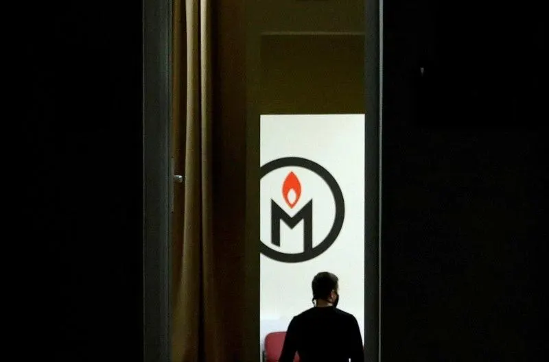 Росфинмониторинг внёс международное общественное движение «Мемориал» и его структуры в список террористических и экстремистских организаций — в перечне указано 36 наименований, в том числе закрытый «Револьт‑центр» и музей «Пермь‑36».